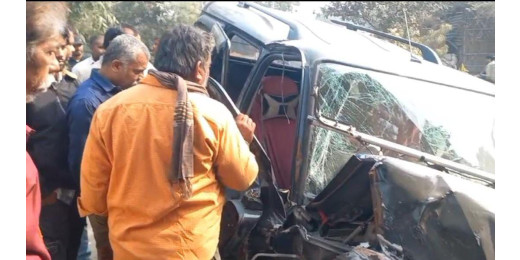 तेल टैंकर और स्कॉर्पिओ में हुई सीधी टक्कर, उड़े परखच्चे